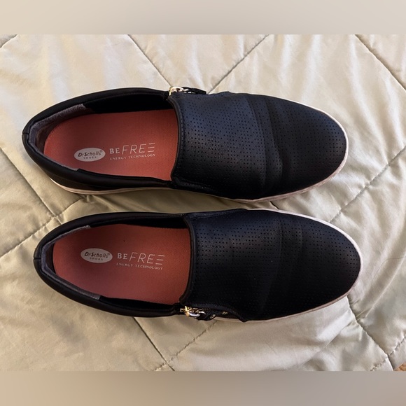 Dr Scholl's No Chill Black Slip On Sneakers Shoes 9M - Picture 2 of 3